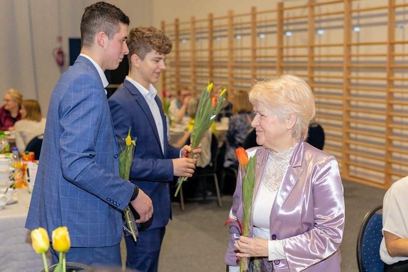 Niesamowity Dzień Kobiet w Zespole Szkół Nr 1